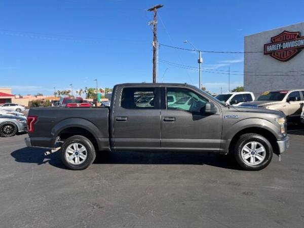 2017 Ford F-150 XLT SuperCrew, cama de 6,5 pies, 2WD (480)993-6633 Angel - $20.995 (Mesa)63485891120897121