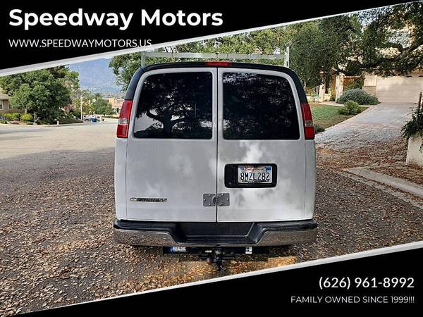 2017 Chevrolet Express LT 3500 3dr Extended Passenger Van - $12900.0063436935460481124