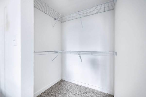 $1,195 / 2br - 781ft2 - Library, Pet Friendly, LVP and Carpeted Flooring63831465526145121