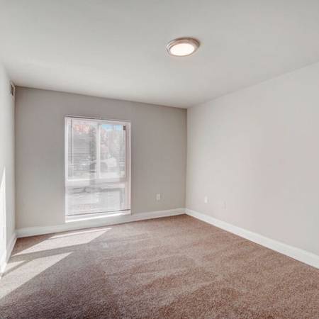 $1,773 / 1br - 800ft2 - 1B/1B, Comedor, personal bilingüe (4905 Southland Ave, Lincolnia, VA)63896507797123123