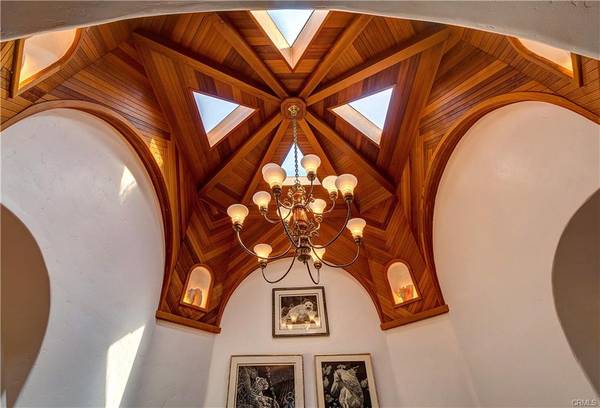 $1,680,000 / 3br - 3600ft2 - A hidden gem at super value, must see (Whittier)63700880757121124