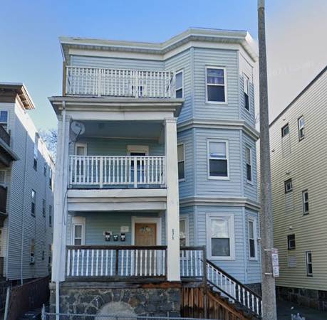 $3,418 / 3br - 1207ft2 - Unidad de tres dormitorios en primer piso (sin tarifa de corredor) (Boston)63699469318401120