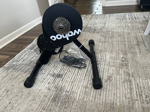 Wahoo Kickr Core 1