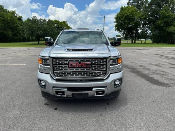 2019 GMC Sierra 2500HD 6.6L L5P Denali Duramax Diesel 4x4 - $46,900 (Lexington)63624978935555121