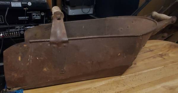 Rare Vintage Large Metal Grain Scoop or Coal Scuttle Wooden Handle 1