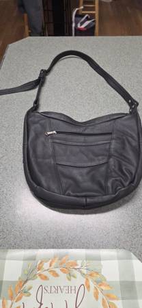Perfect Christmas present. Concealed carry leather purse - brand new 1
