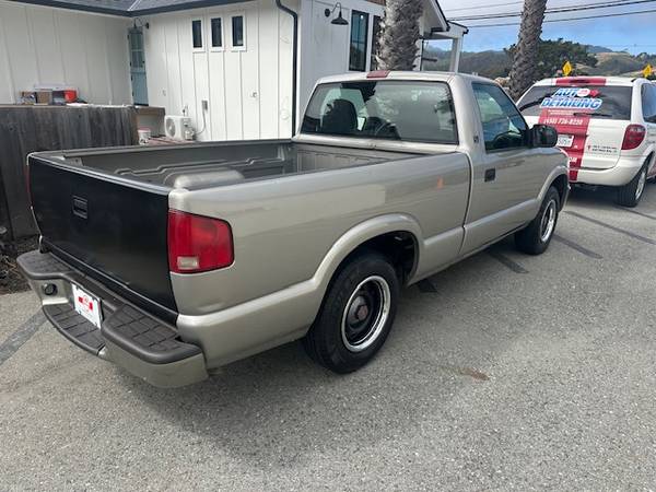 2003 GMC SONOMA SL CAMA DE 6' *92K MILLAS! *AIRE ACONDICIONADO* 2WD* MANUAL DE 5 VELOCIDADES*4 CIL - $7,495 (half moon bay)63470228920833121