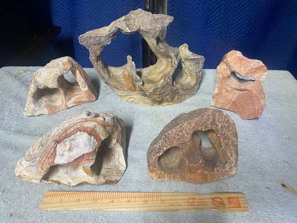 Aquarium/fish tank rocks 1