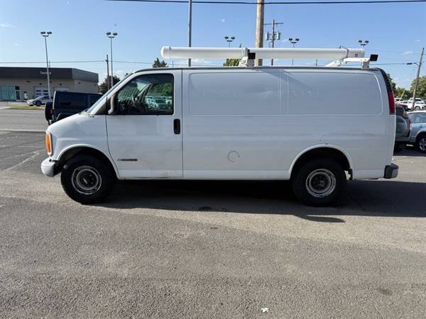 Chevrolet Express G3500 1997 - $2.900 (8814 E. SPRAGUE SPOKANE VALLEY WA 99212)63613058526849123