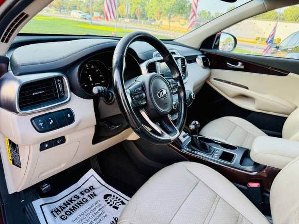 18 Kia Sorento Bien Mantenida/Cargada de características - $10,990 (Kemah/Clear lake/League city/Houston)63622128554625123