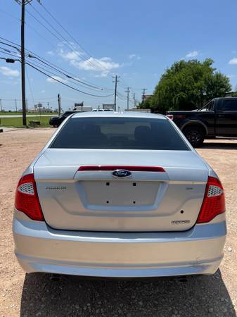 2012 FORD FUSION SE "ONE OWNER" - $5,650 (6505 Hwy 79 Hutto, TX)63621922474369123