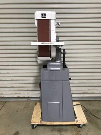Belt sander 1