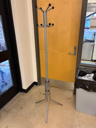 Standing Coat Rack / Tree / Stand / Hanger 1