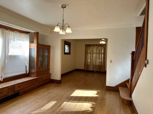 $1,300 / 2br - 1200ft2 - Duplex (Cleveland)63939132430594122