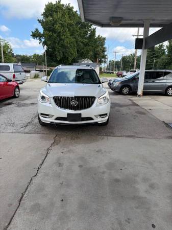 2017 Buick Enclave Leather AWD 4dr Crossover EZ FINANCING AVAILABLE 1