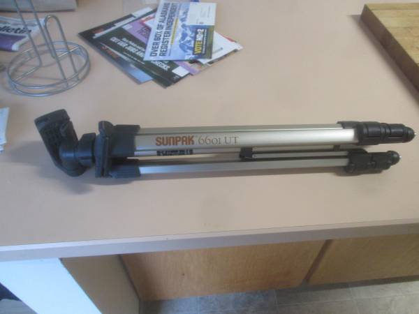 tripod 1