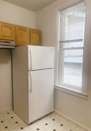 $1,845 Just Three blocks away from Whole Foods Market on Market Street! (downtown / civic / van ness)64030483944579124