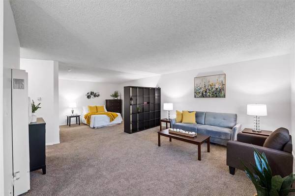 $1,784 / 1br - 540ft2 - Just what you wanted! A great 1 bed, 1 bath in Lake Balboa (Lake Balboa - Van Nuys)63863894914435123
