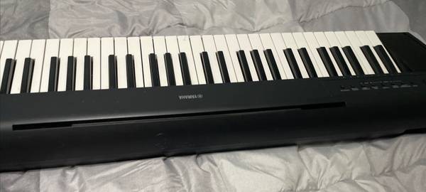 Yamaha NP-11 Keyboard Piano Touch responsive with midi - $80 (Seattle)63444059262465124