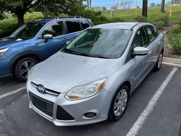 2013 Ford Focus SE Sedan - $7,490 (littleton)63621853028739121