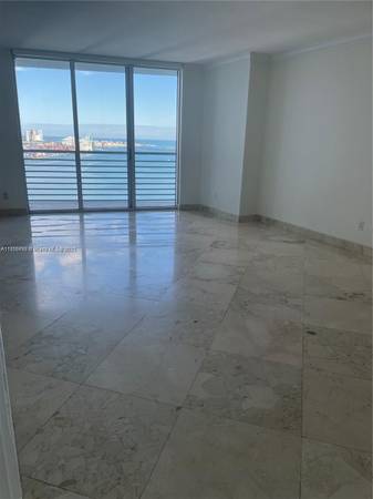 $4,800 / 3br - The apartment has marble floors (325 S Biscayne Blvd)64051006342402123