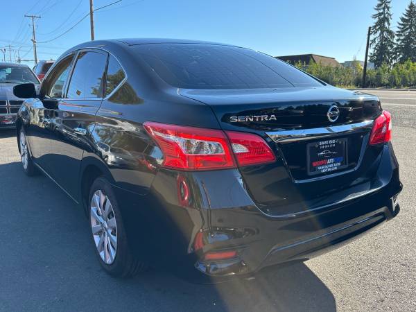 2018 Nissan Sentra S// 91K ONLY// GREAT DEAL $9730  Retail book - $5,995 (Vancouver)63495642487425123
