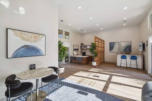 $3,305 / 2br - 1020ft2 - 2/BD 1.5/BA, Resident Rewards Program, Mature Redwood Trees (santa clara)63813560574465123