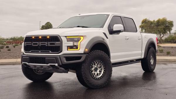 2018 Ford Raptor F150 802A on 37's 1