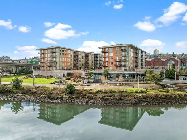 Whiskers and wagging tails welcome! Check our 1 BD / 1 BA. 1