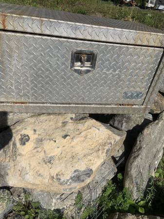 aluminum diamond plate utility box 1