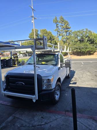 2015 Ford F-350 6.2L V8 – Cama utilitaria, bastidor resistente – Título limpio – 140 - $15,000 (Napa)63477419196417122