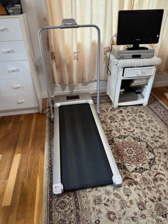 Foldable Treadmill for exercise in home 1