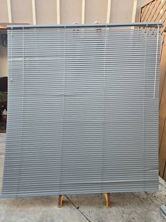 Window Blind 1