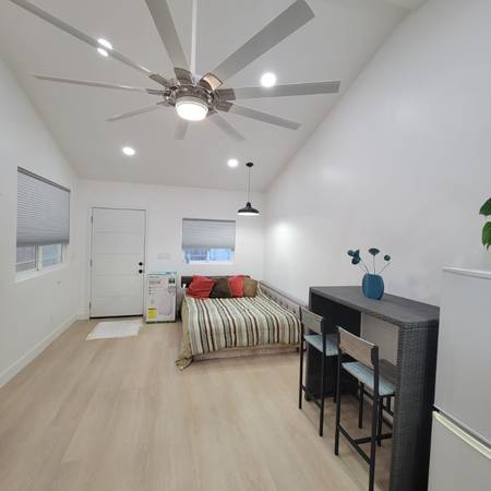 STUDIO GUEST HOUSE - ENCINO - NEW BUILT 1