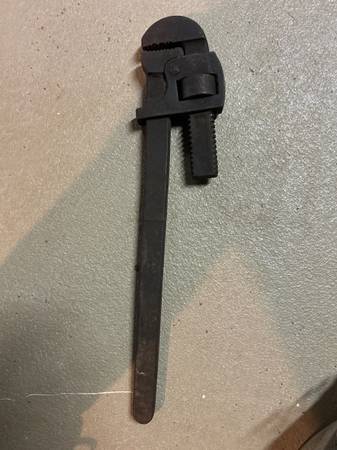 PIPE WRENCH VINTAGE 1