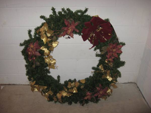 36" CHRISTMAS WREATH-HOLIDAY WREATH WITH ALL SILK FLOWERS 1