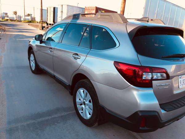 2018 Subaru Outback 68 km/l 4WD - $12,500 (Modesto)63478635332865123