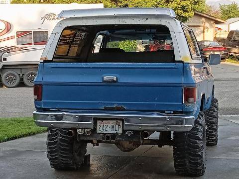 WANTED : manual window regulator track for blazer tailgate 1