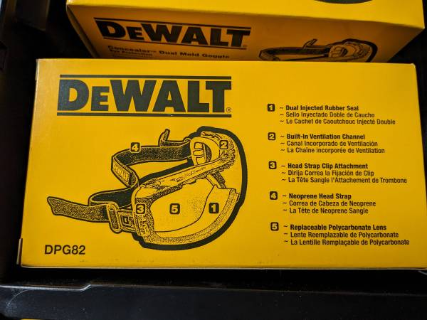 DeWalt DPG82 Concealer Dual Mold Goggles 1