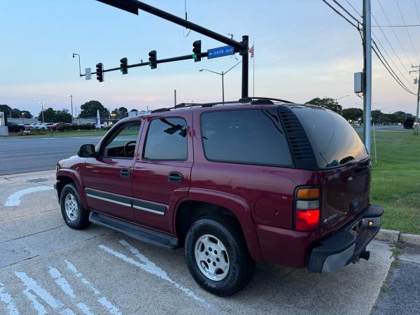 2005 Chevrolet Tahoe LT Funciona perfectamente !! - $4,995 (Chesapeake)63621686426627123