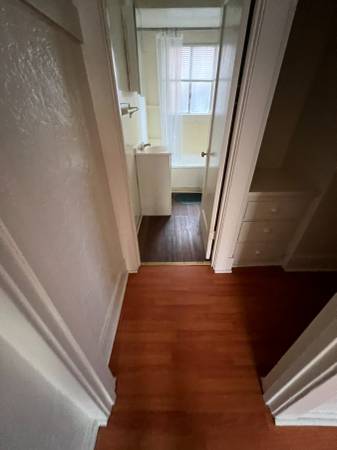 $1,295 / 320ft2 - $1295/mo - Large Studio in Oakland (oakland east)63851970669825121