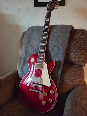 2023 Gibson Les Paul Standard 50s Guitar $2200 firm 1