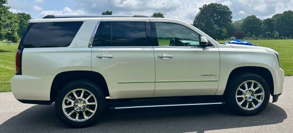 2015 GMC Yukon Denali Sport - $18,500 (Indianapolis)63621979058433124