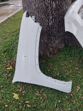 White Fender for Chevy Silverado 2500 or 3500 Year 2020 Up 2025 - $325 (Houston)62970100353027120