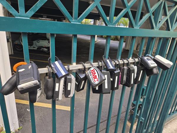 $360 / 120ft2 - Gated Parking Garage Spot (Waikiki)63686745758593122