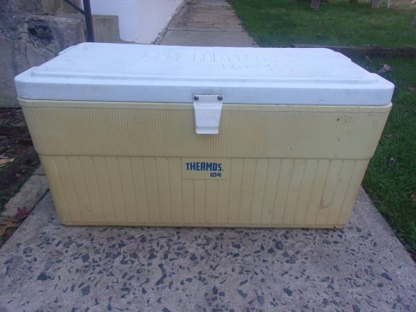 Extra Large Thermos Cooler 1