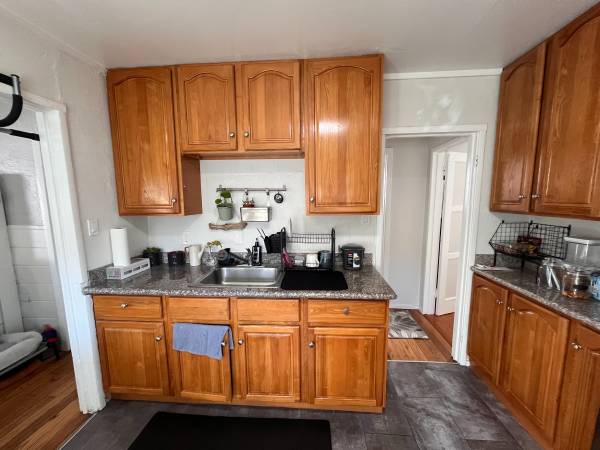 $1,000 2br - Private Bedroom and Shared Space (oakland rockridge / claremont)63664170137473122
