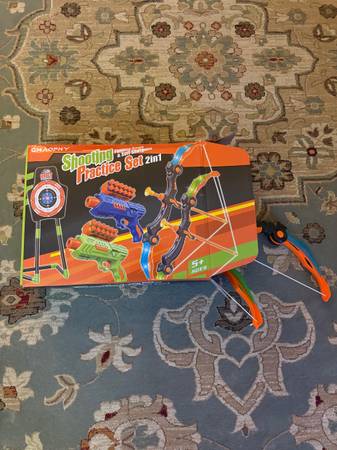 Toy guns and bows 1