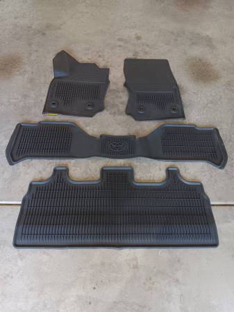 2025 OEM Toyota 4Runner Rubber Floor Mats 1