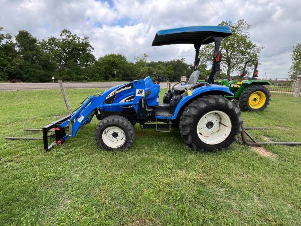 2003 New Holland TC45DA Tractor 1
